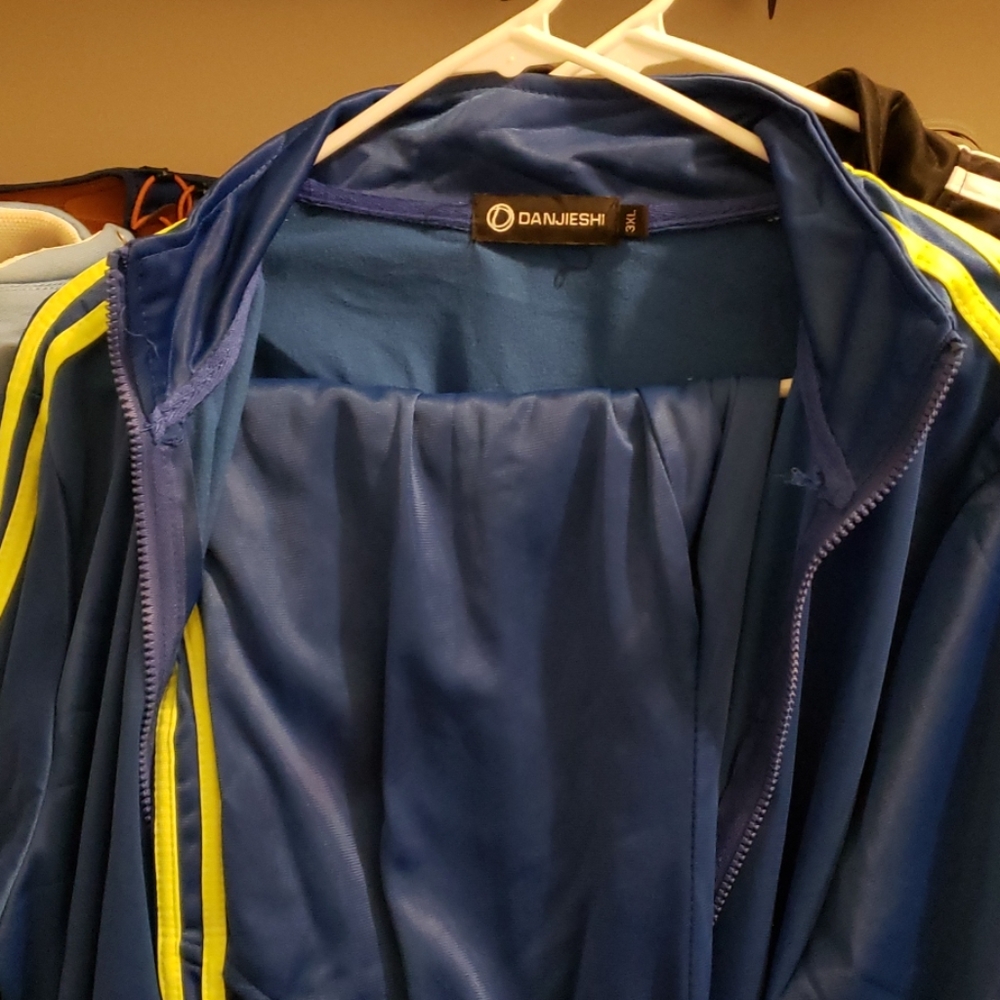 COPY - Track suit